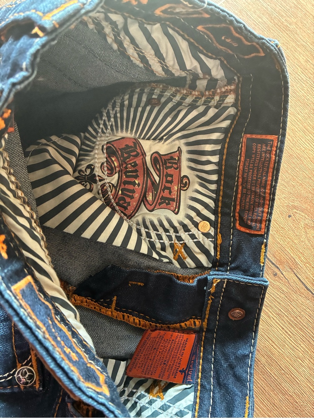 ⚡️Rock Reviva Dark Blue Skinny Jeans with Gold Embroidered Pockets - Picture 10 of 10